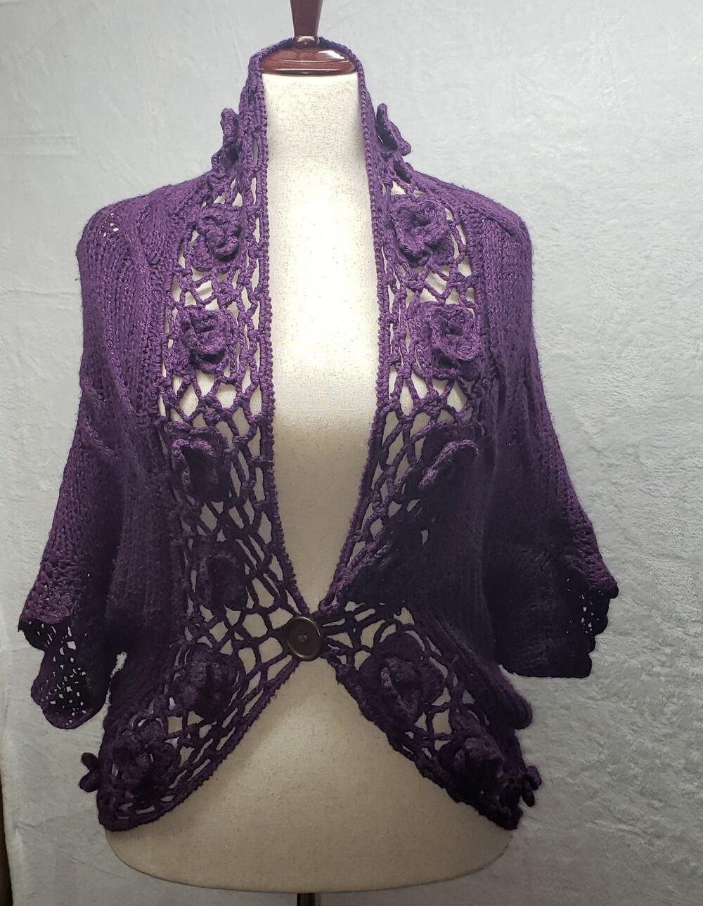 Romeo & Juliet Couture Purple Crochet Wrap Cardigan Dolman Sweater M Whimsigoth